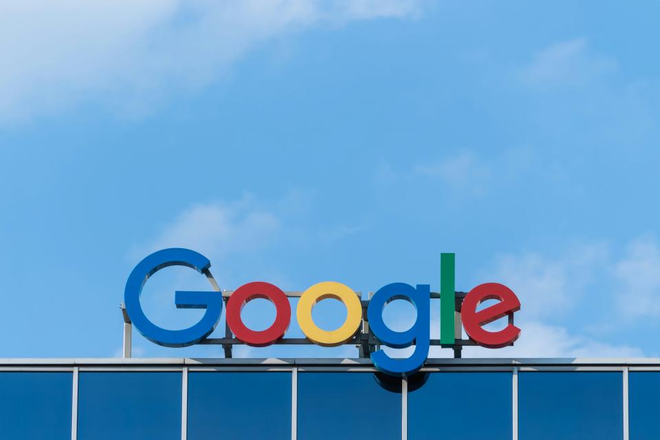 Forget Magnificent 7: Analysts are Talking About Alphabet Inc. (NASDAQ:GOOG) in ‘Big 10’ AI Stocks in 2024